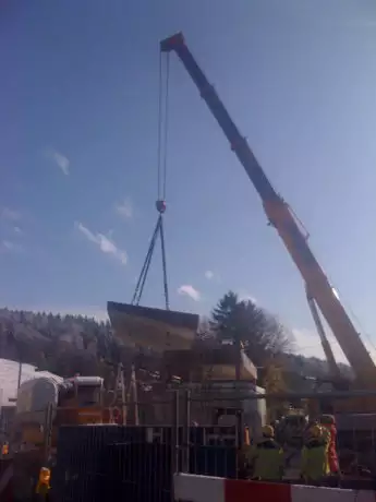 Déconstruction de la marquise de la douane à Vallorbe