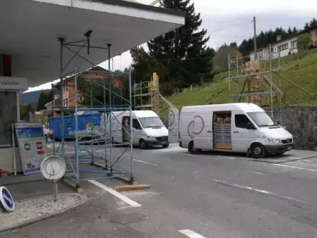 Déconstruction de la marquise de la douane à Vallorbe