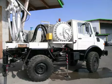 Kotkurb V18 monté sur Unimog